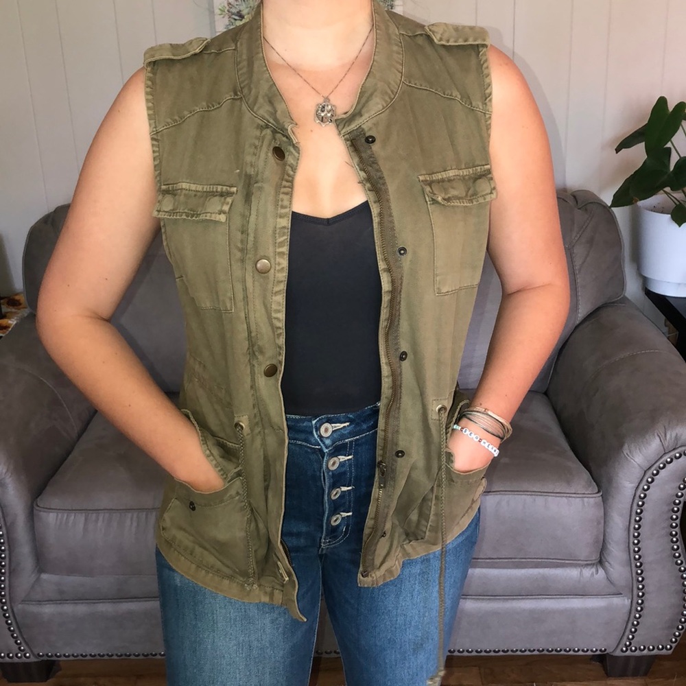 Cargo Vest